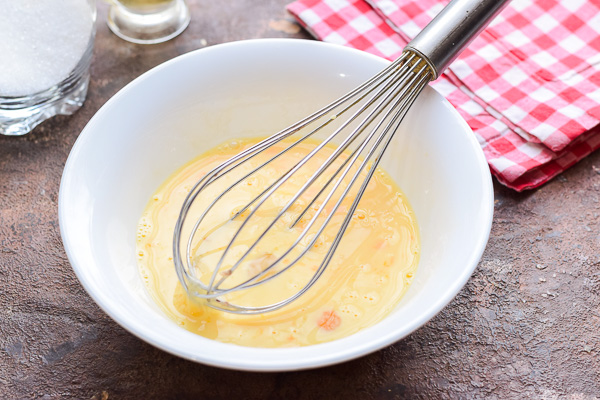 гренки с яйцом и молоком на сковороде рецепт фото 4